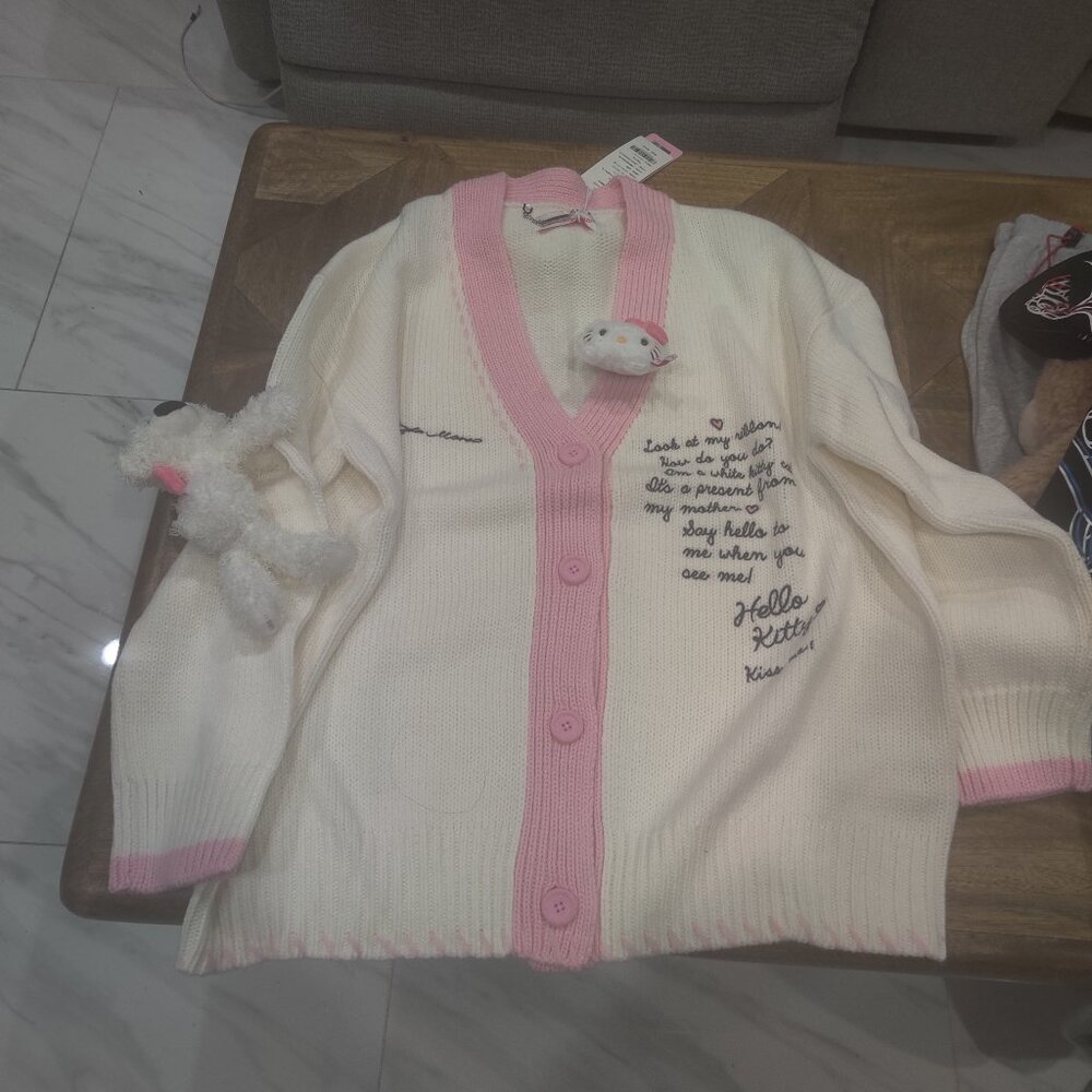 13DE Marzo Hello Kitty cardigan size L New Oversized fit